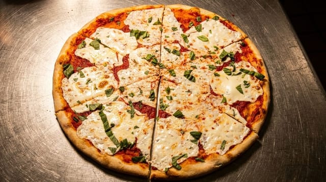 Margherita Pizza.